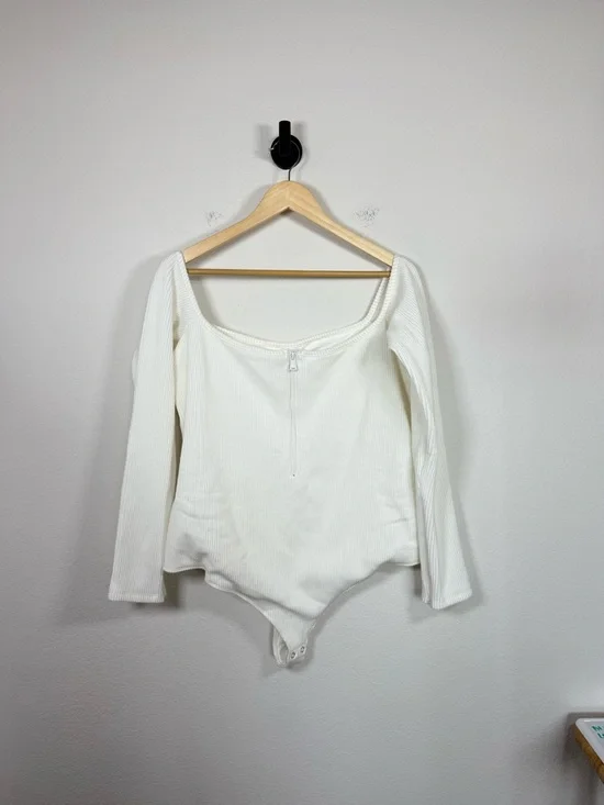 Good American Off Shoulder Half Zip Ribbed Bodysuit Cream Snap Close NWT 3XL (6) - Picture 9 of 16